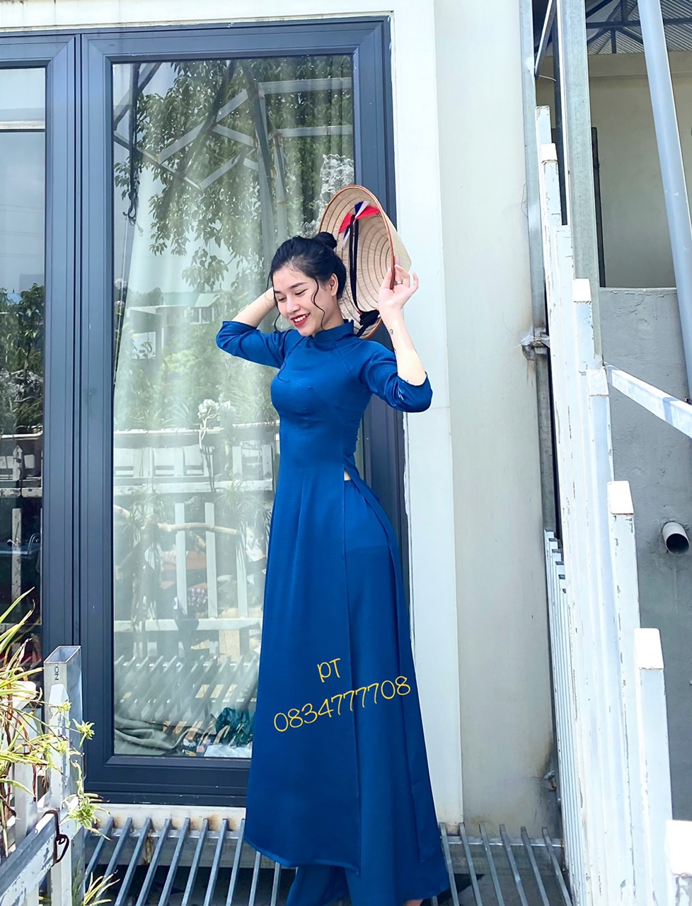 Áo dài lụa tây thi trơn cổ 2 phân cao cấp