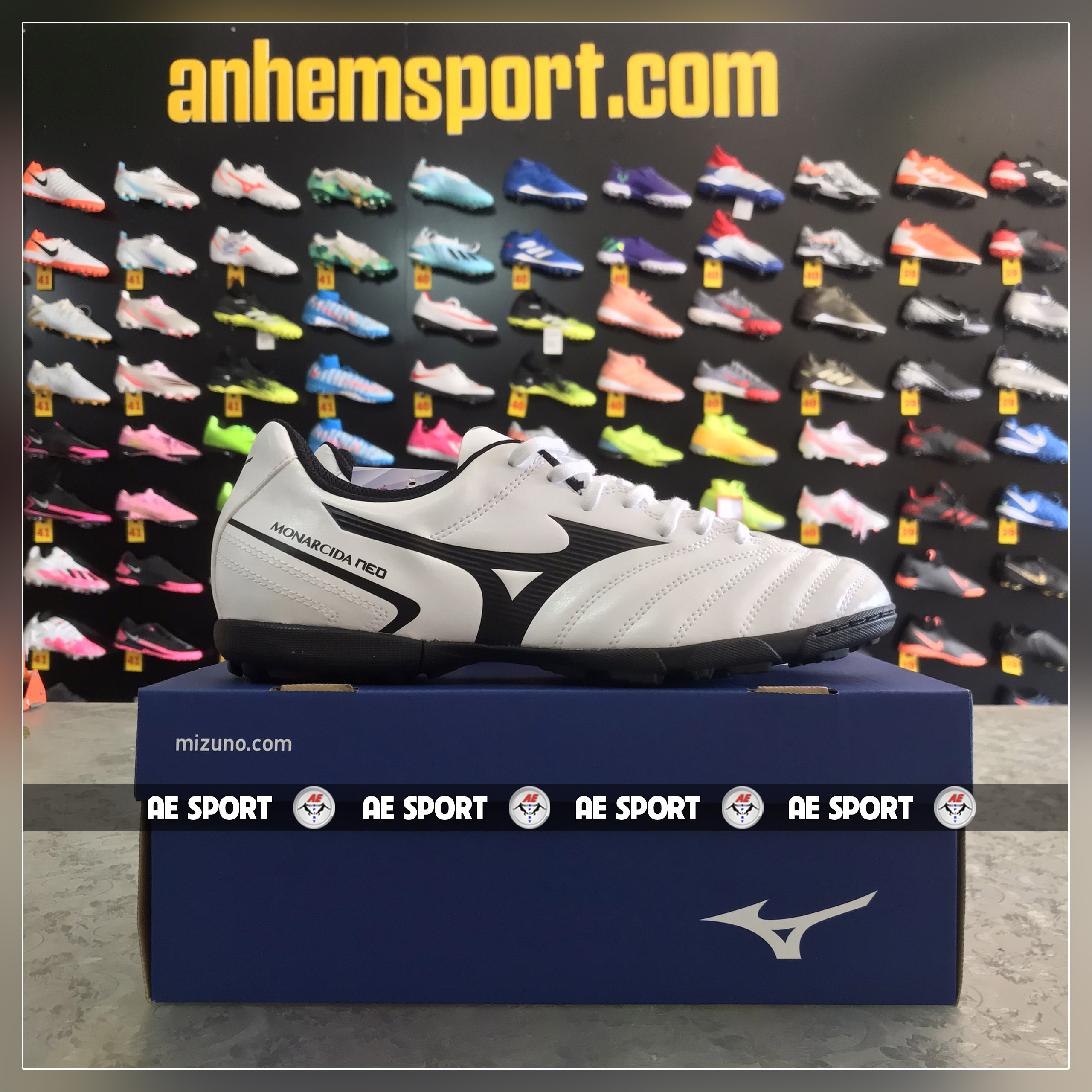 GIÀY ĐÁ BÓNG MIZUNO MONARCIDA NEO II SELECT AS TF - TRẮNG / ĐEN