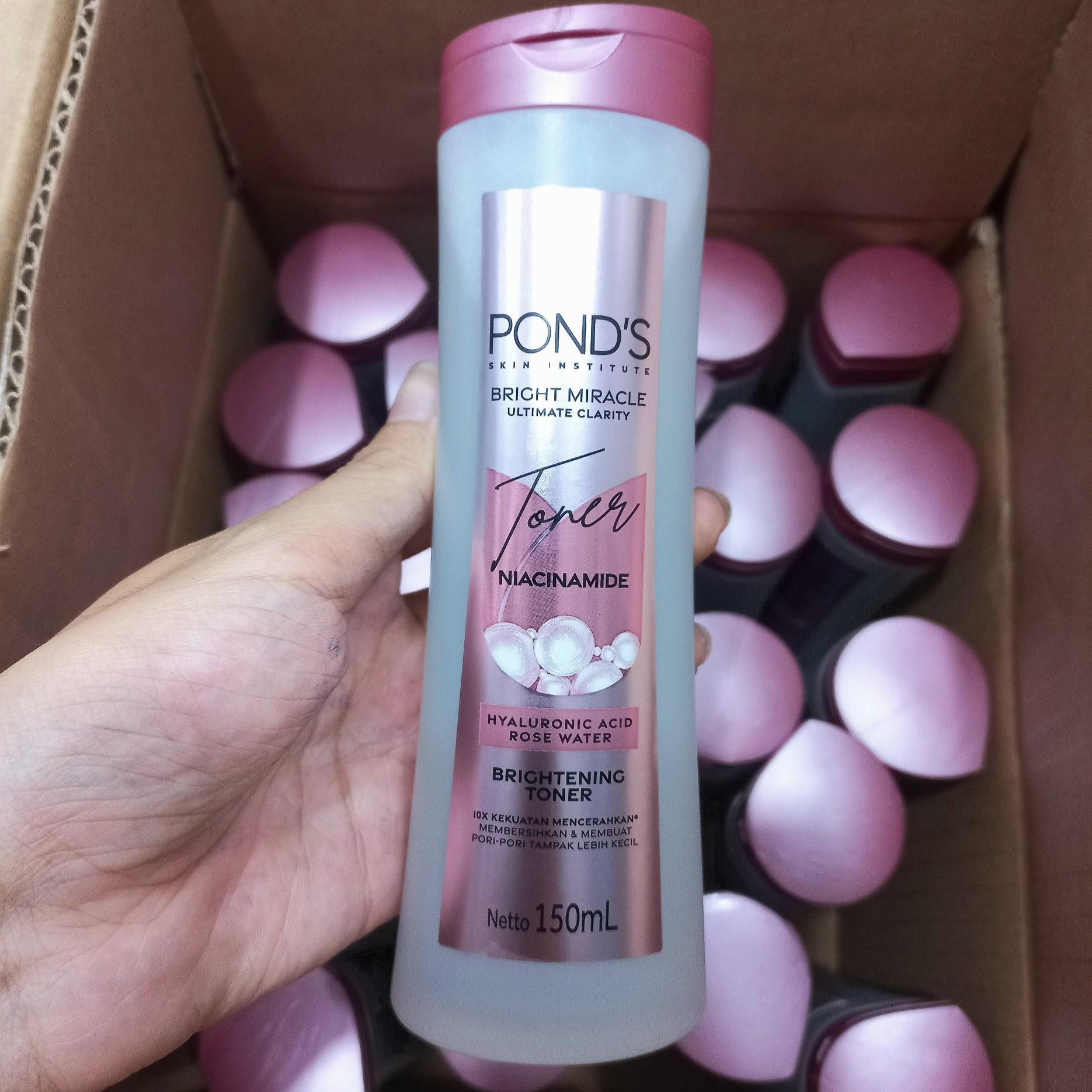 Nước Hoa Hồng Ponds dưỡng trắng da 150ml