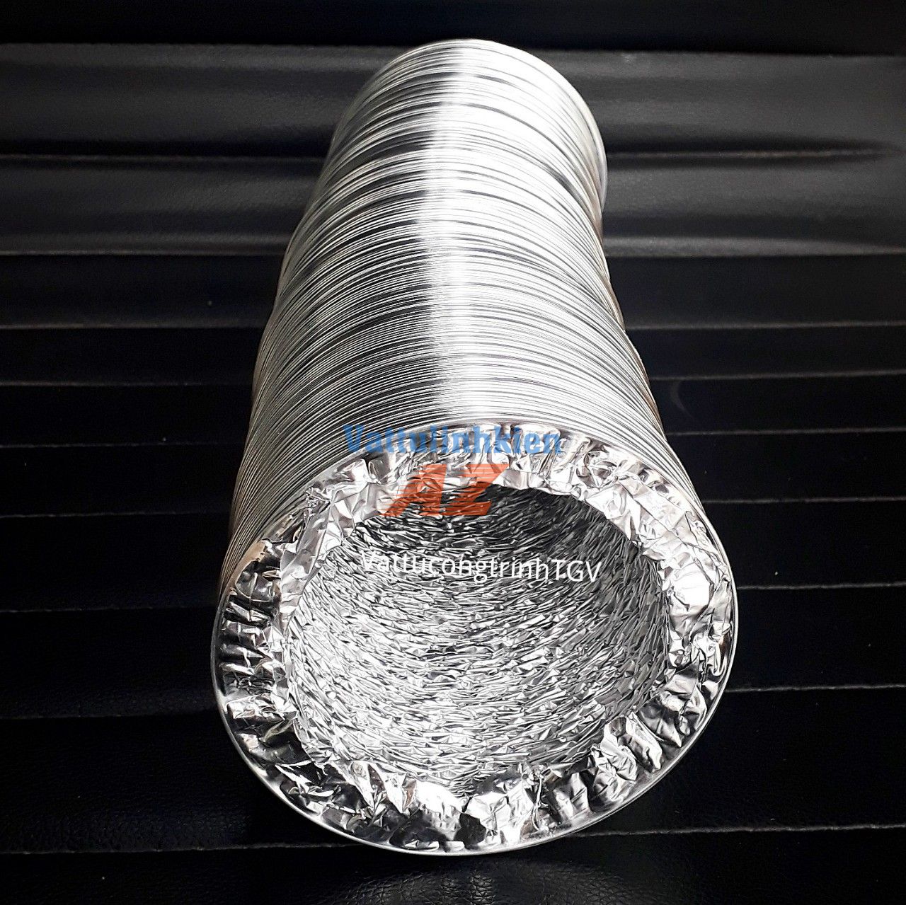 Cuộn ống gió bạc chịu nhiệt D300mm x 8m
