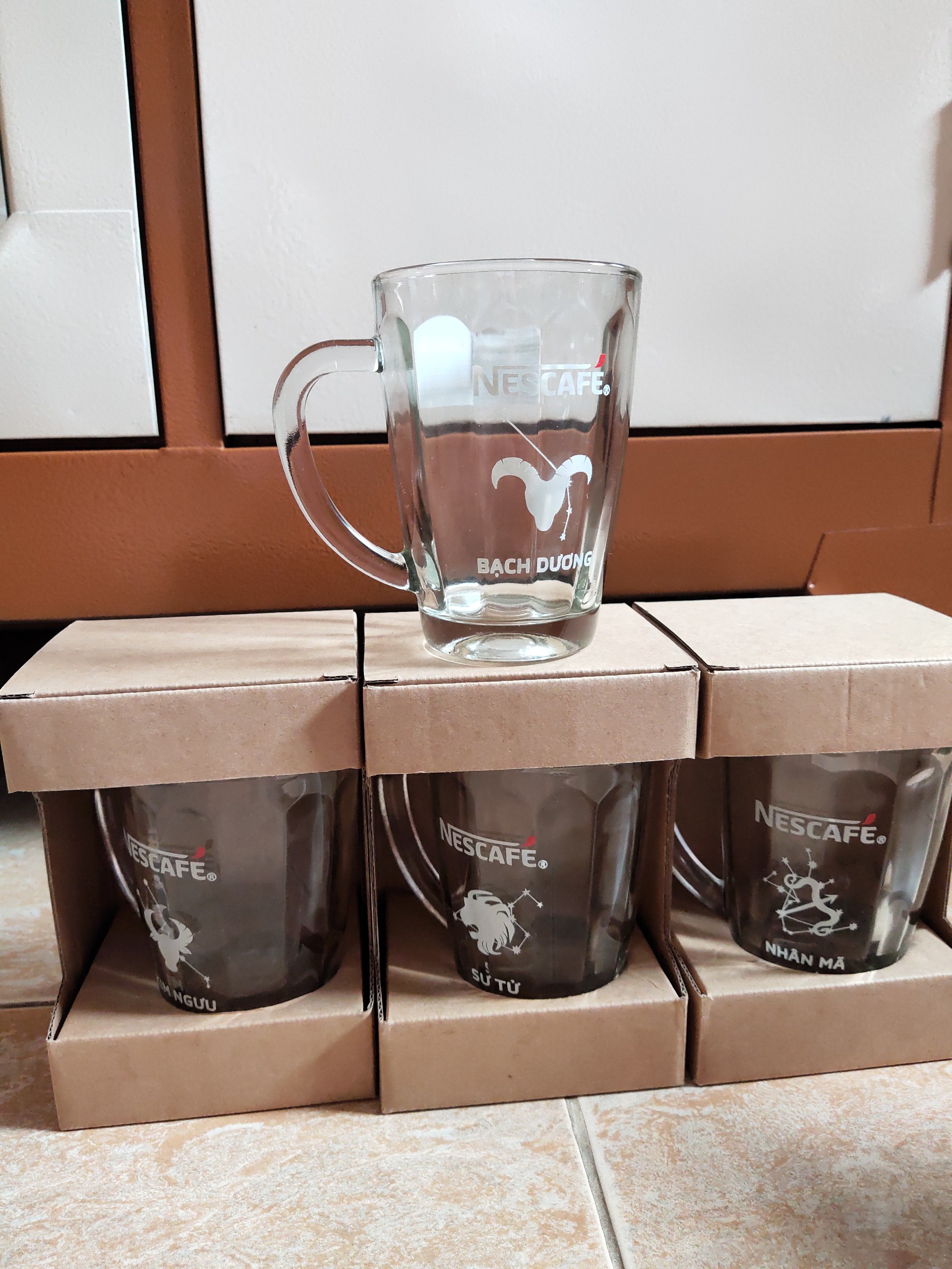 BỘ 6 LY THUỶ TINH CÓ QUAI CẦM 345ml