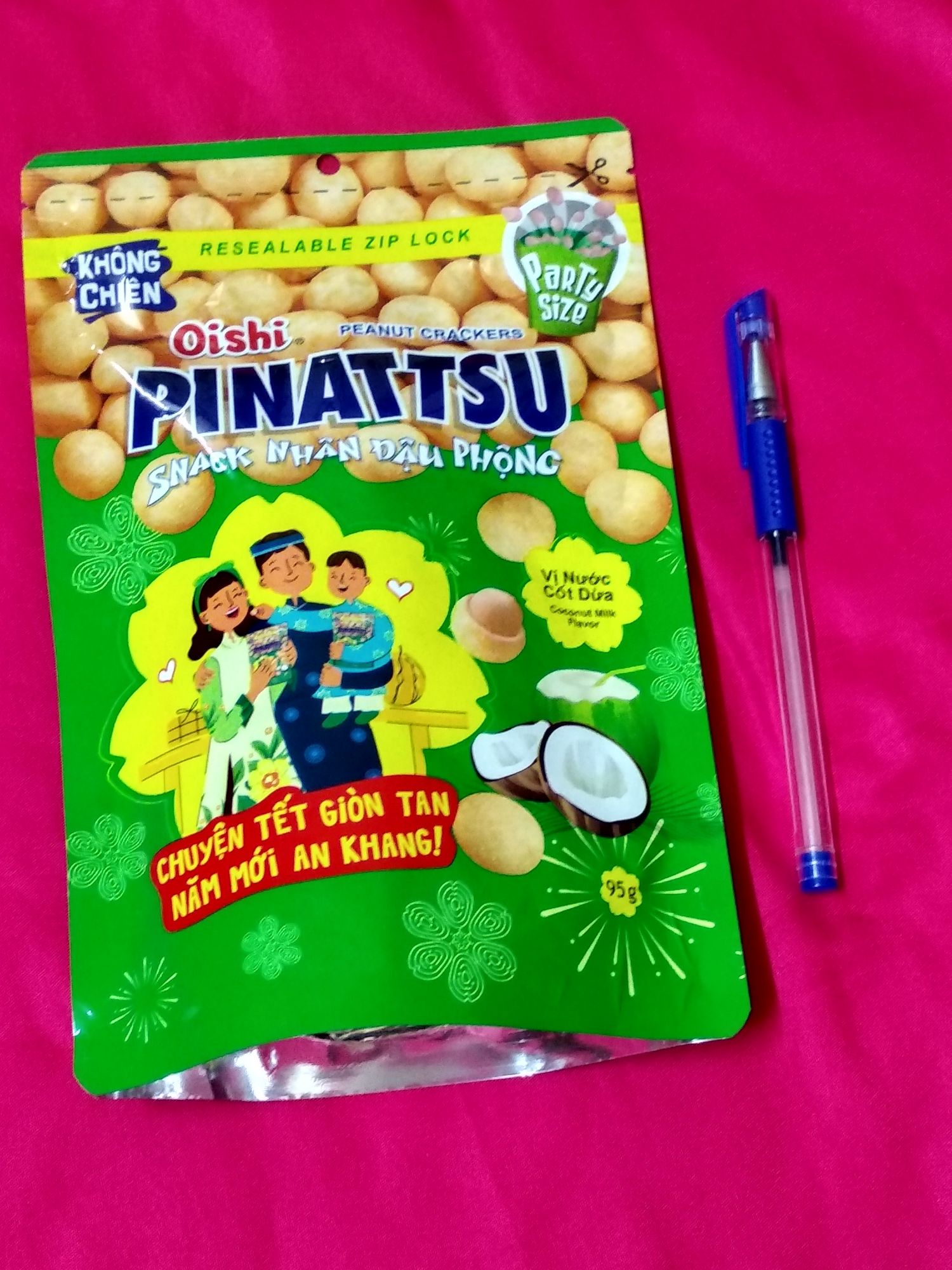 Đậu phộng Pinattsu Oishi vị nước cốt dừa (95g)