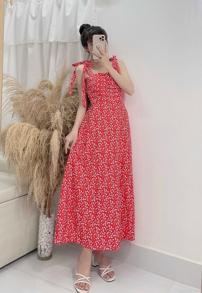 Đầm maxi cột vai vải lụa hoa xếp ly ngực