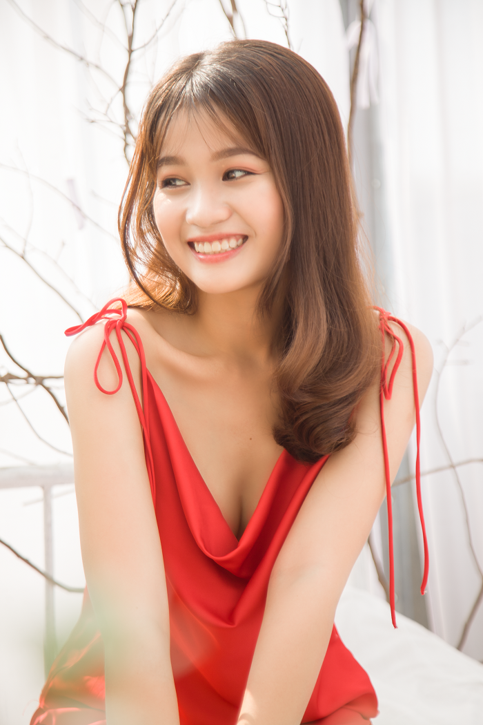 {Hình thật}Doris Set - Bộ ngủ lụa cao cấp cổ đổ hở lưng nóng bỏng