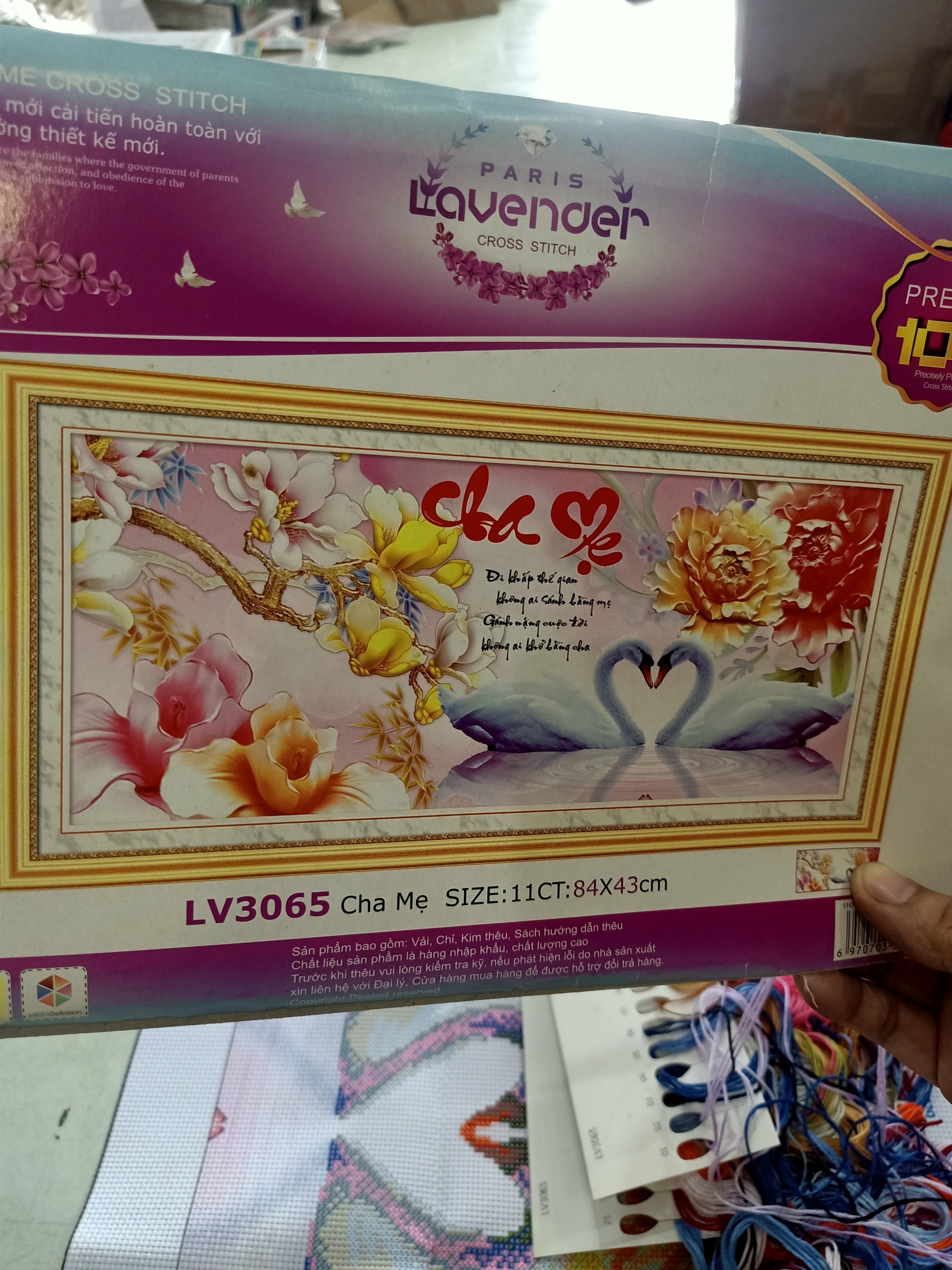 Tranh thêu chữ thập cha mẹ lv3065 - tự thêu