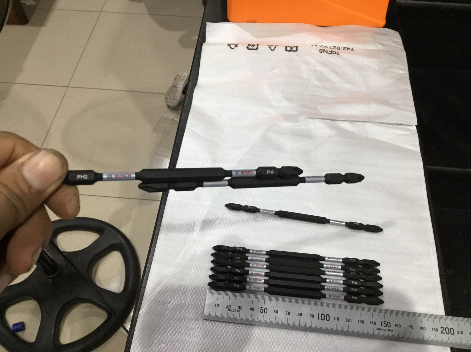Mũi Vít 2 Đầu Mác Thép Cao Có Từ Tính Nhập Ph2 150mm