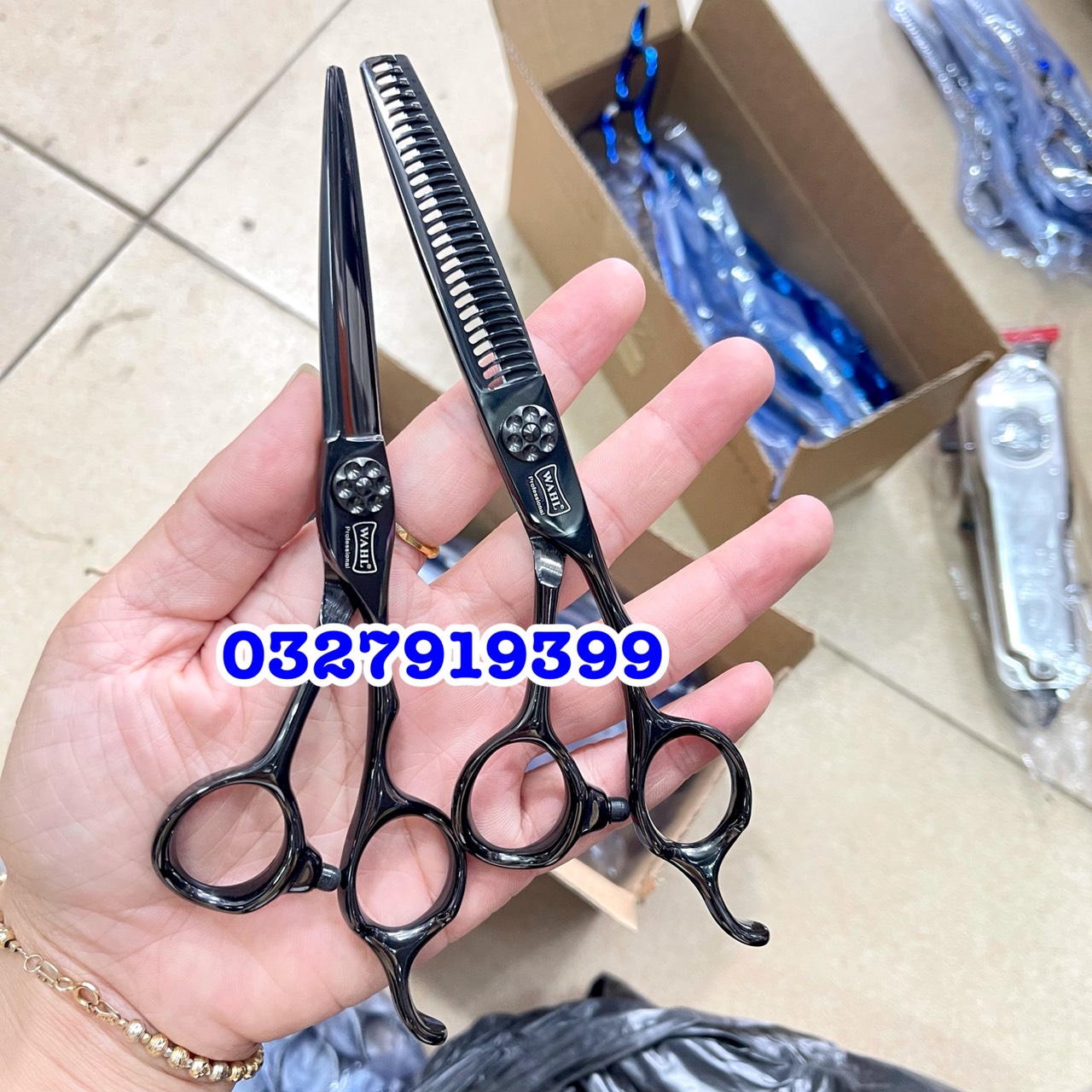 Wahl Japanese Hair Cutting Scissors 6.0 Inch S440C Steel Hardness 62Hrc High Quality Good Price Sharp Scissors (Black W Curved)
