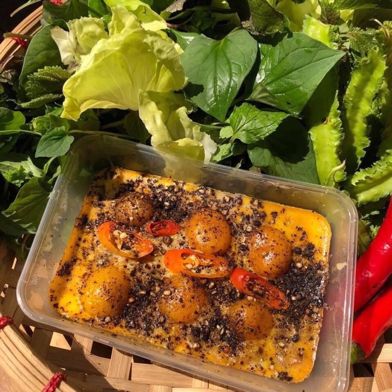 Mắm Lóc Đồng Chưng Thịt Trứng Muối