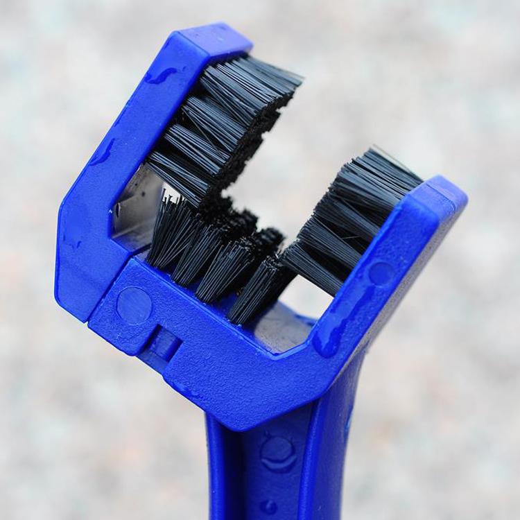 Bàn chải vệ sinh sên xích xe máy, xe đạp (DT1008)