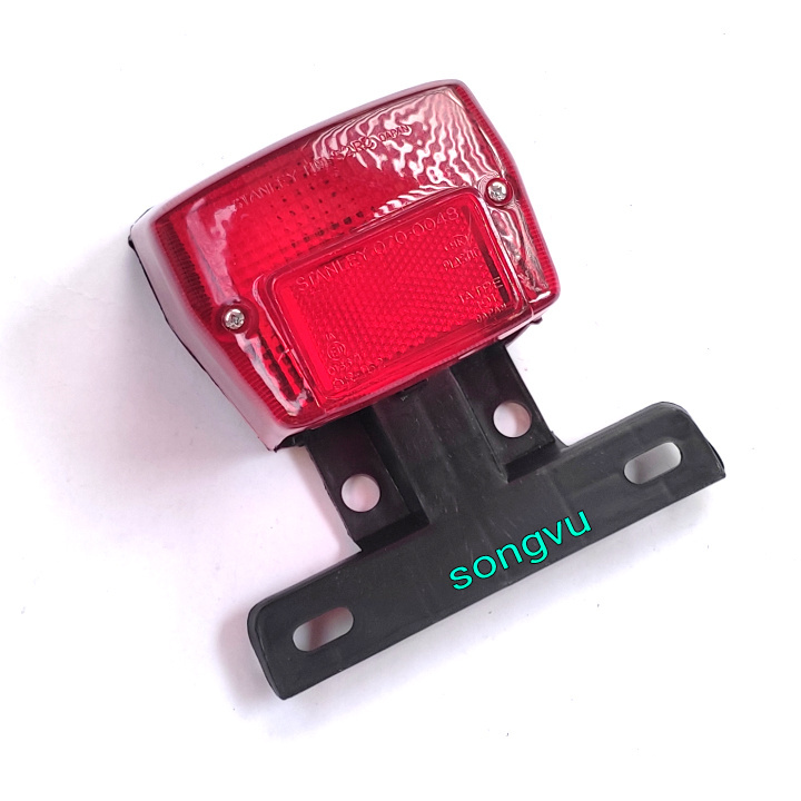 Bộ đèn hậu xe máy Cub 82 có bóng