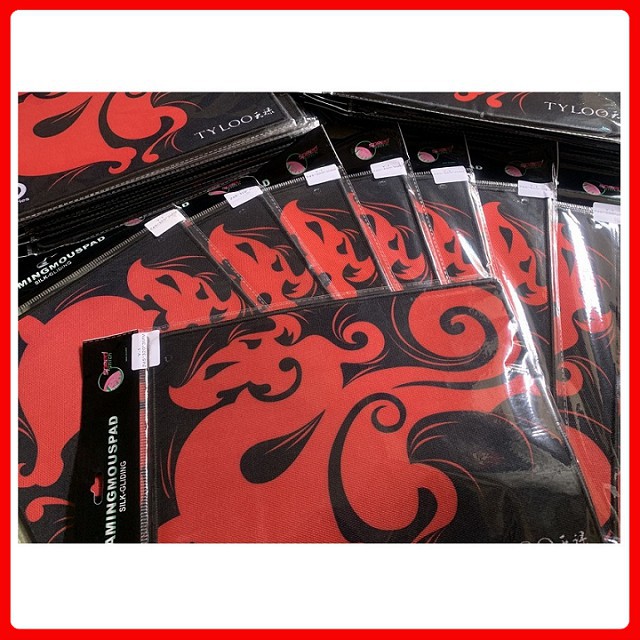 Lót chuột TyLoo RaZer chuyên game may viền chống bong vải 25x32x0.4cm