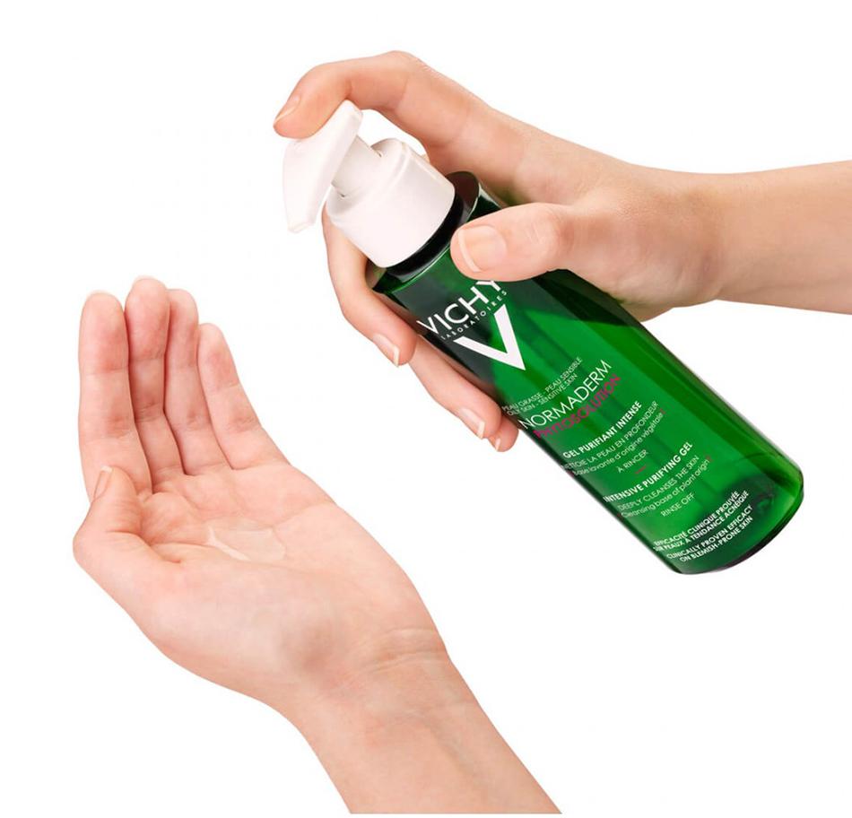 Sữa rửa mặt Vichy Nomaderm dành cho da dầu mụn 400ml