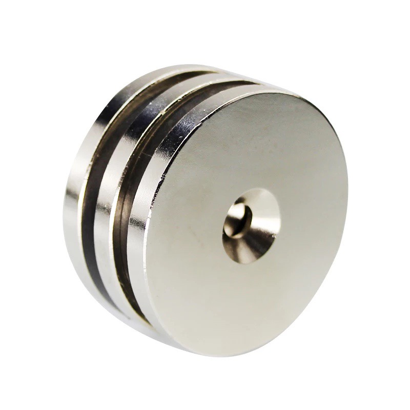 Nam châm viên 30x5 lỗ 6mm có lỗ bắt vít