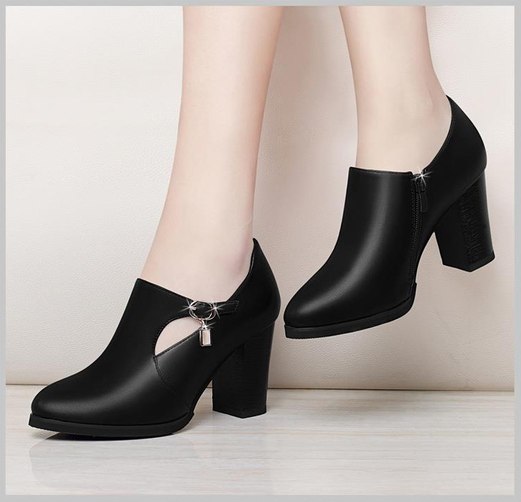 Giày boot gót vuông bán nguyệt da mềm 7f