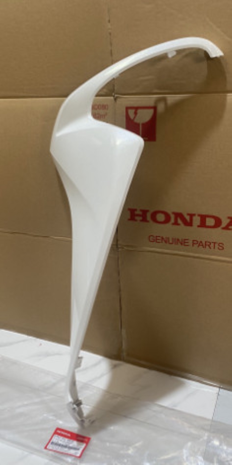 Bửng trái/cánh yếm trái/ốp đèn xinhan trái Vison 2021,2022 chính hãng honda.