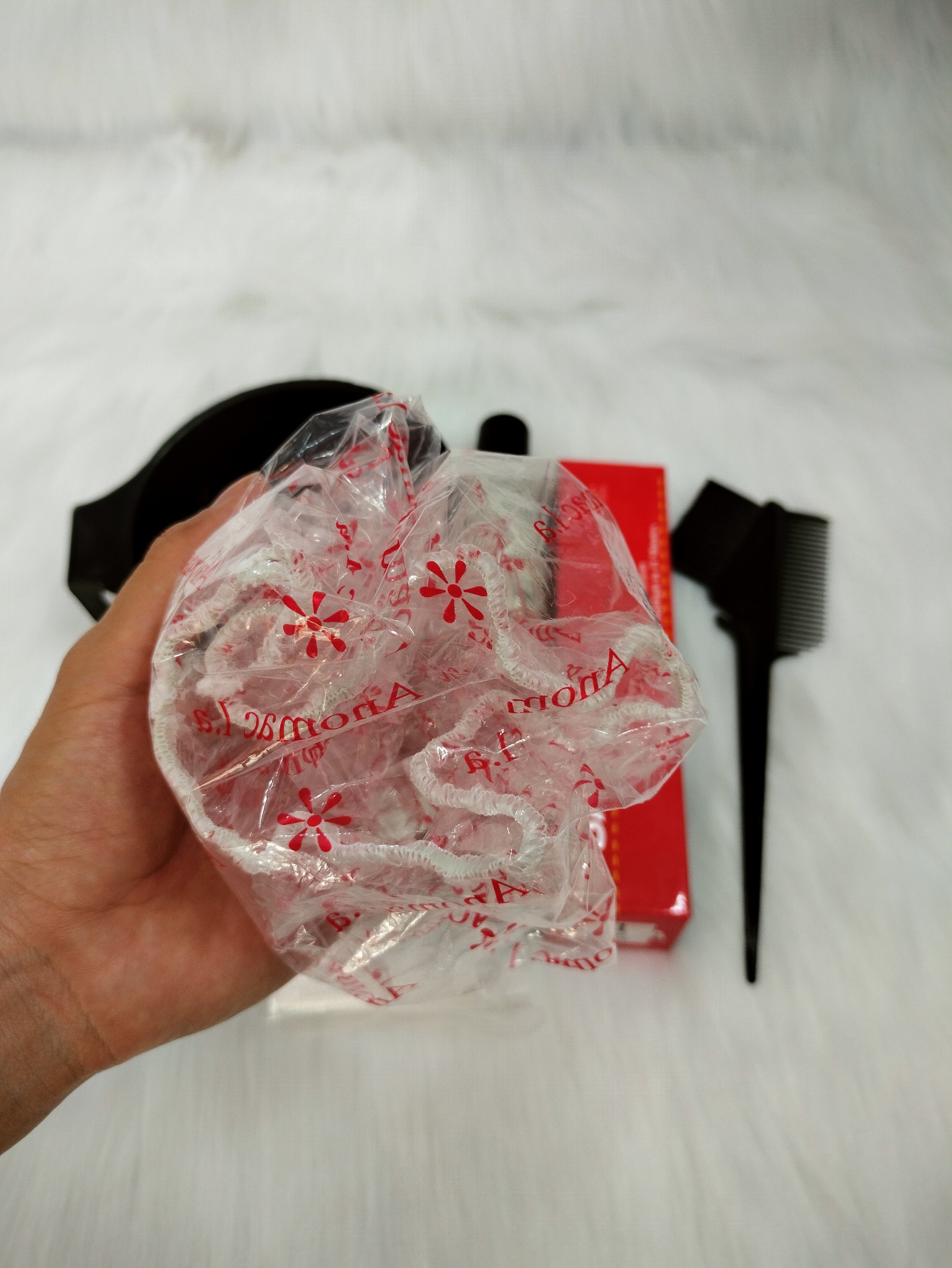 Combo nhuộm Osaka, oxy, chén, lược, bao tay, nón trùm