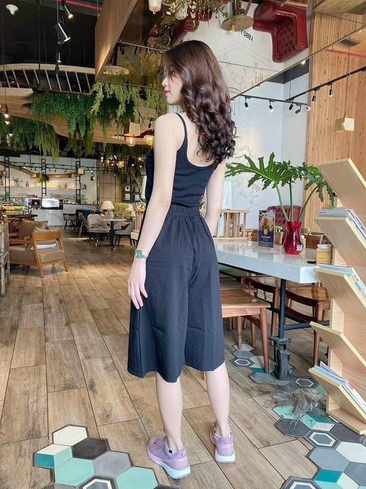 quần đũi ống rộng lửng