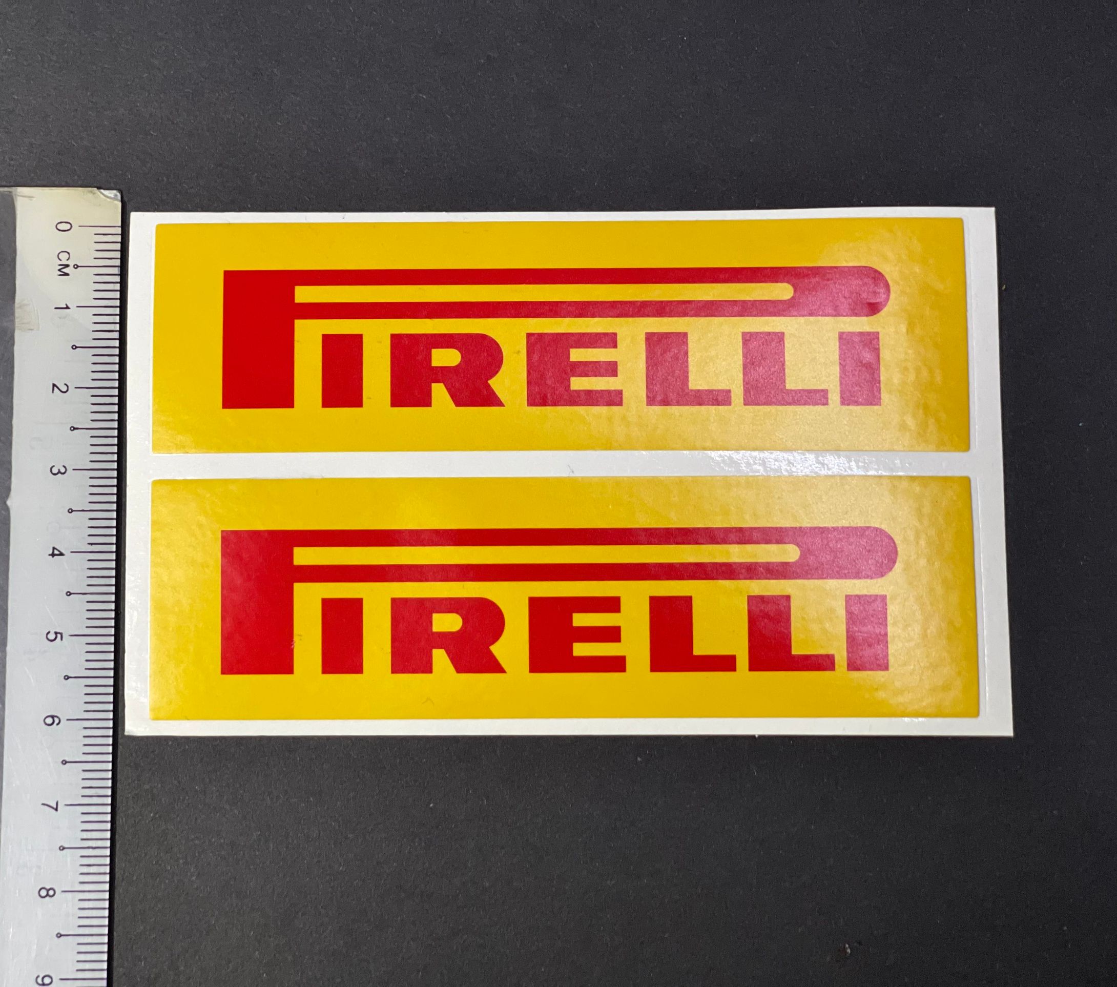 Set 2 tem decal dán xe PIRELLI cỡ nhỏ