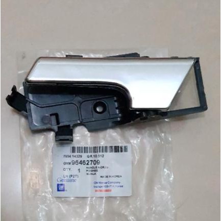 Tay Mở Cửa Trong Daewoo Gentra