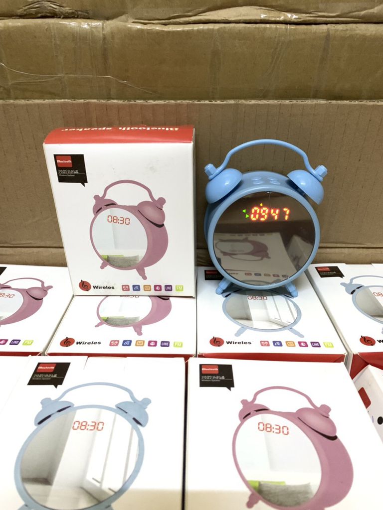 [Xả lỗ] Loa Bluetooth A70 đồng hồ mặt gương tiện dụng