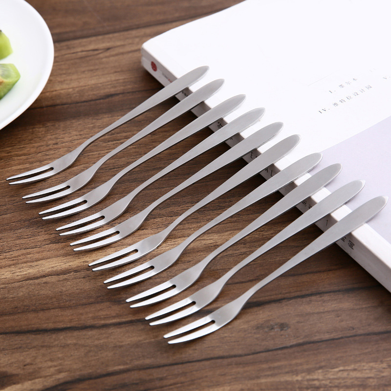 Nĩa Ăn Trái Cây Tiện Lợi Bằng Thép Không Gỉ
