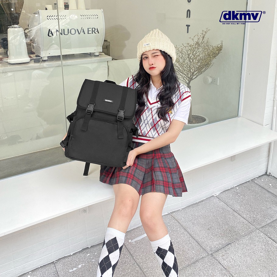 Balo nữ học sinh đi học màu đen DKMV Basic Rubber Tag Backpack | K-P16
