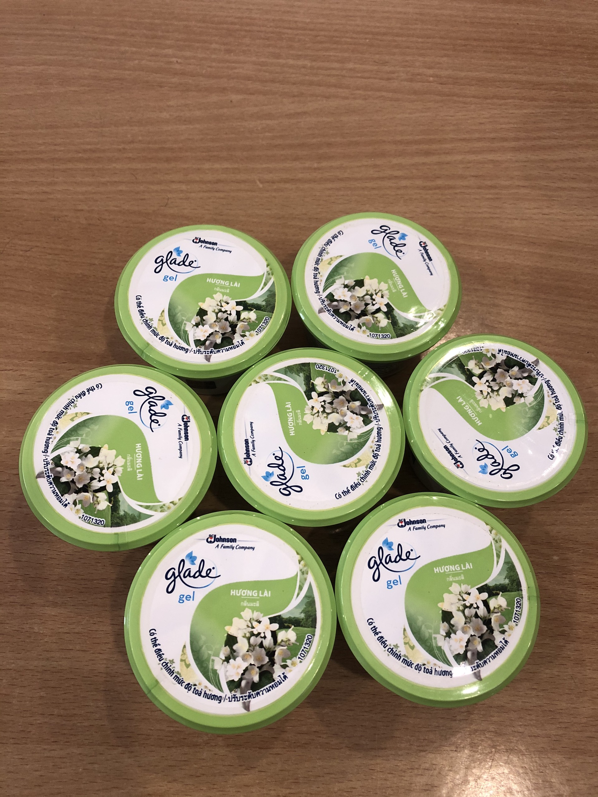 [XẢ DATE ] - Sáp Thơm mini GLADE THÁI LAN 70g ( lài - cỏ hoa - hương chanh ).