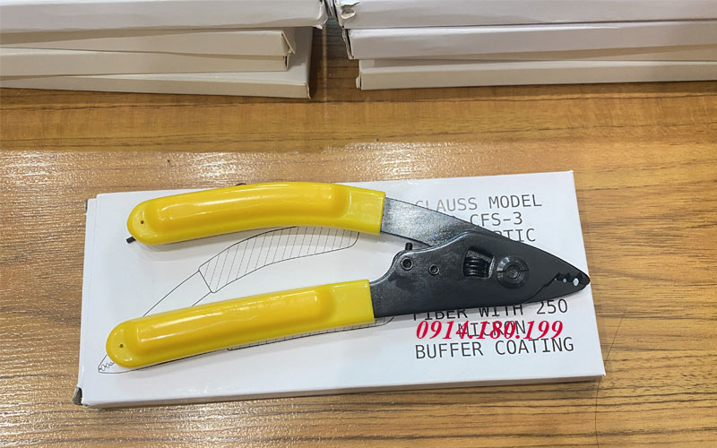 Kìm tuốt sợi quang 3 lỗ CFS-3