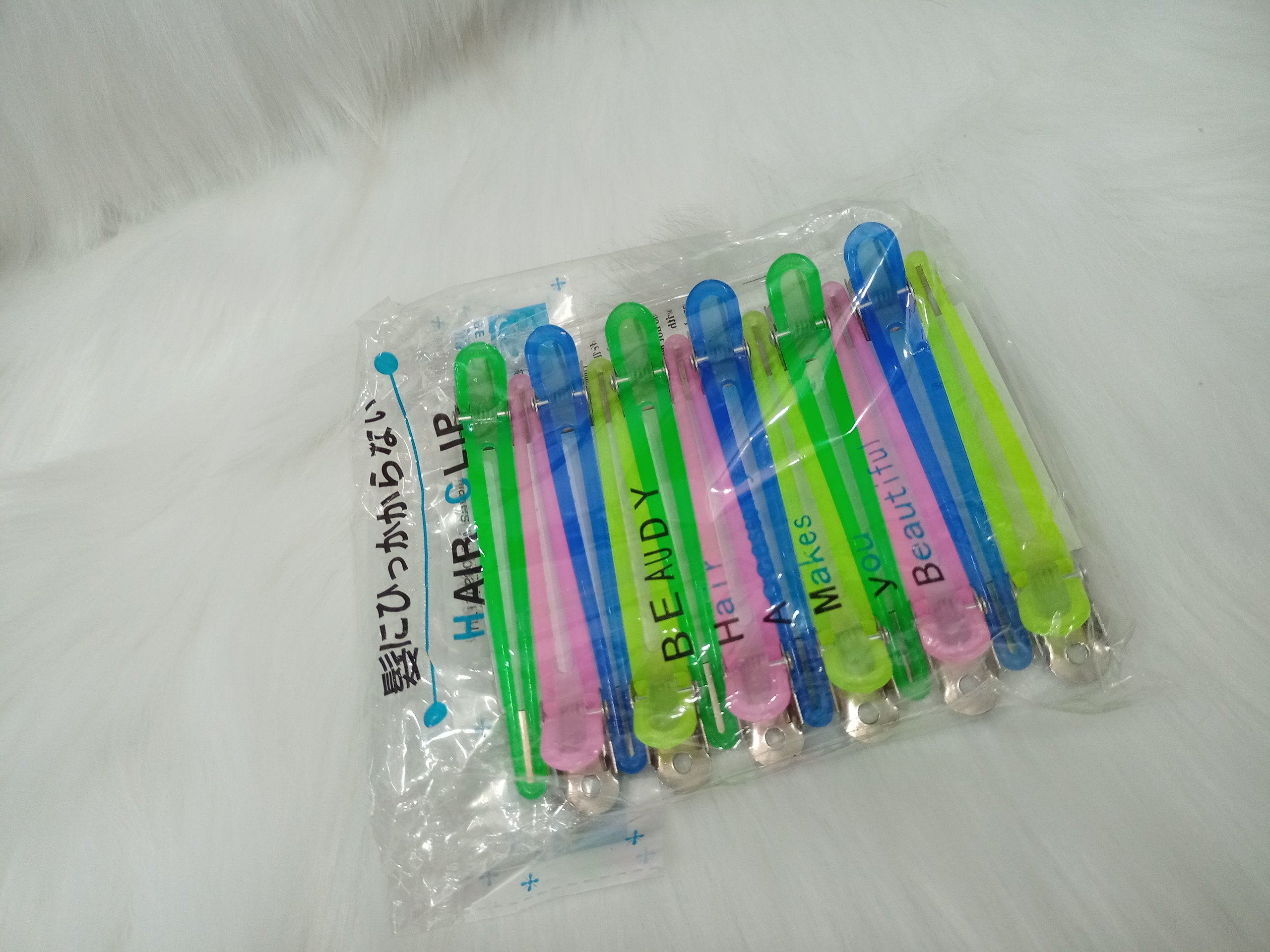 12 chiếc kẹp Vịt
