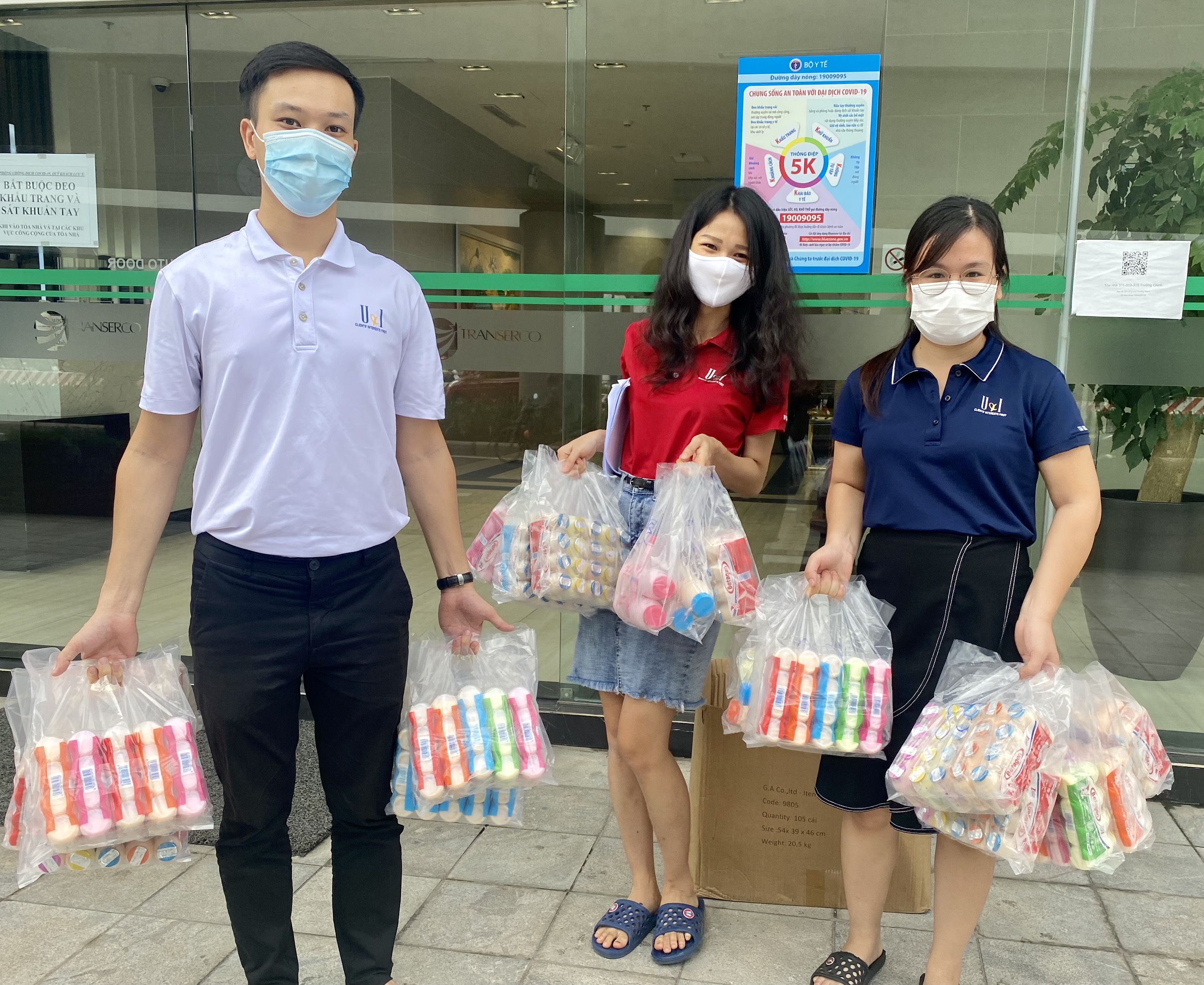 Thùng sữa chua uống Betagen