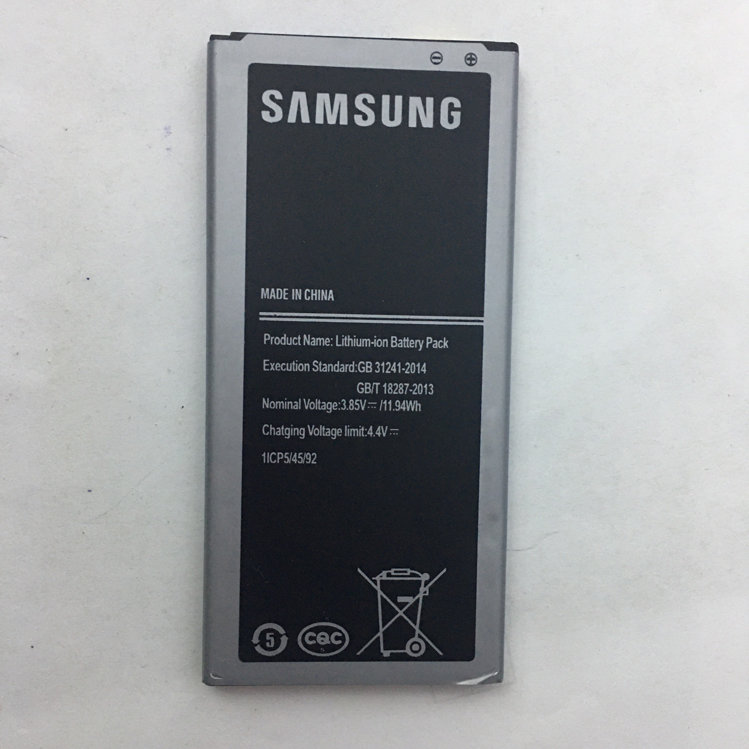 Pin Samsung J5 2016 / J510 zin new