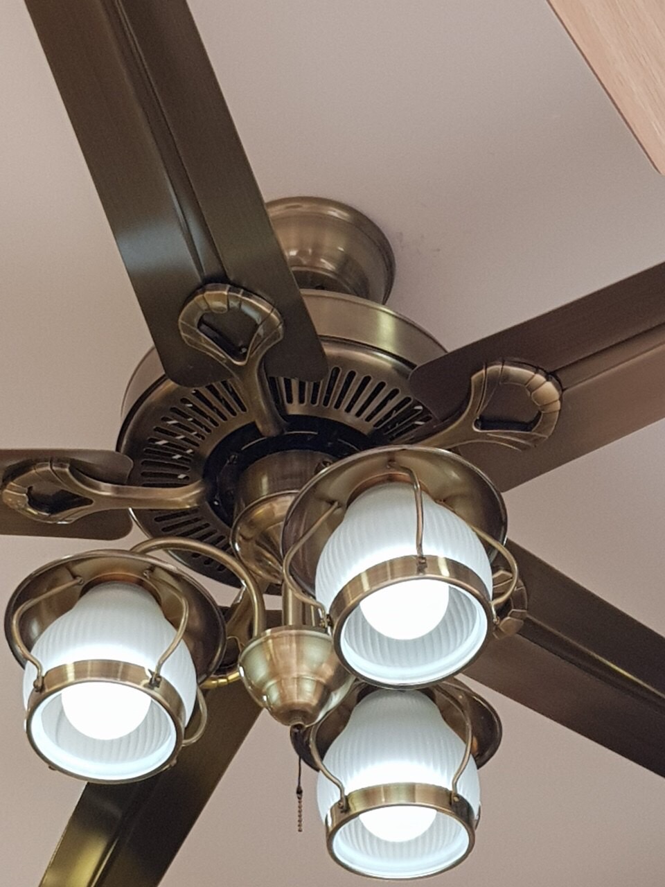 Quạt Trần 5 Cánh Sắt Cao Cấp L581