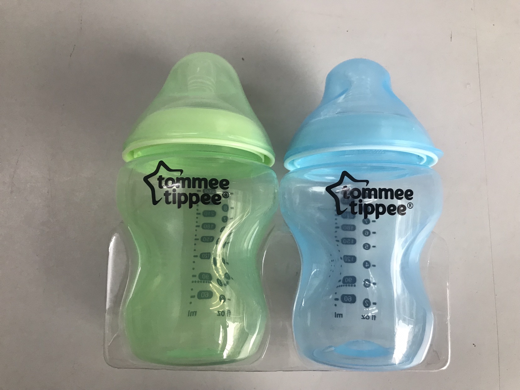 [HCM]Bình sữa cho bé Tommee Tippee 260ml ( hàng chuẩn Anh )