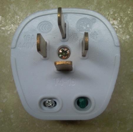 Phích cắm T4-16 3 pha 4 chân dẹt  16A 440V