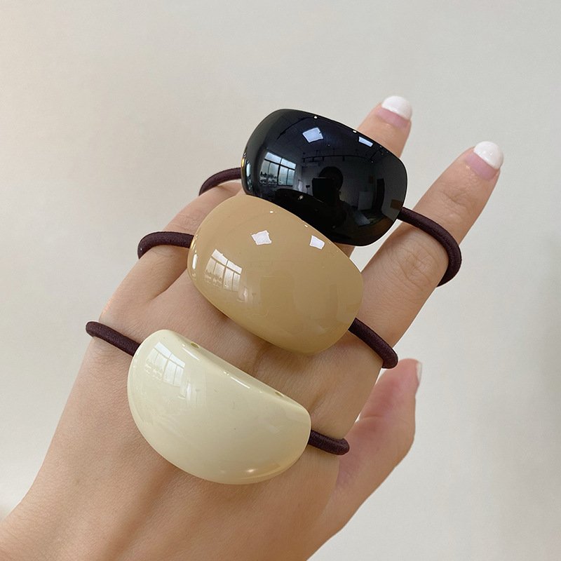 CỘT TÓC KHUYẾ BẦU ĐƠN GIẢN NHƯNG THANH LỊCH