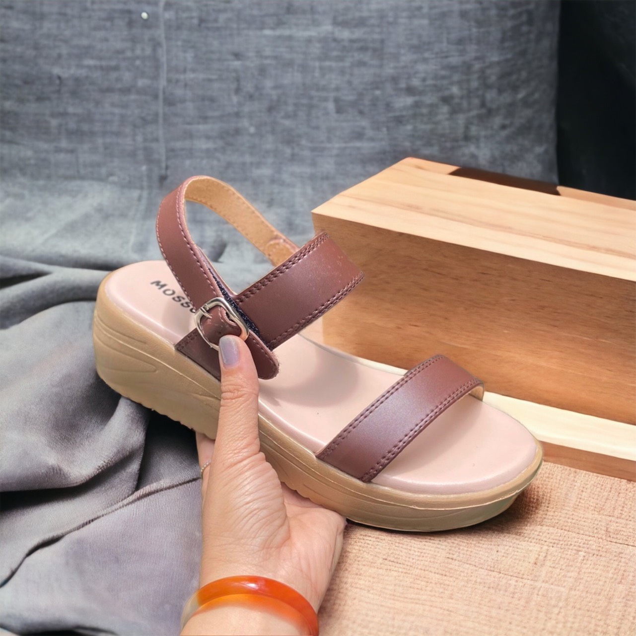 Giày Sandal Nữ Đế Cao Thái Lan Mossono YW570