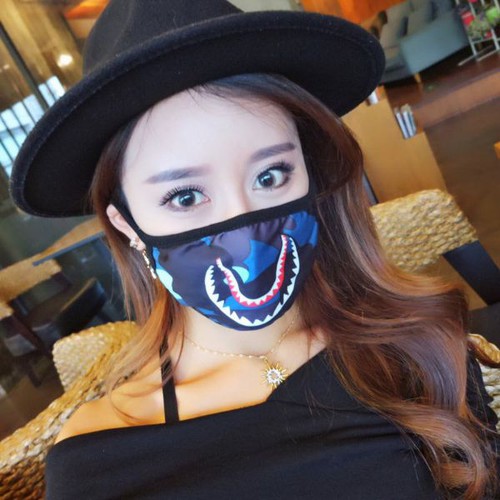 Khẩu trang chống nắng Bape cá mập form chuẩn ôm mặt