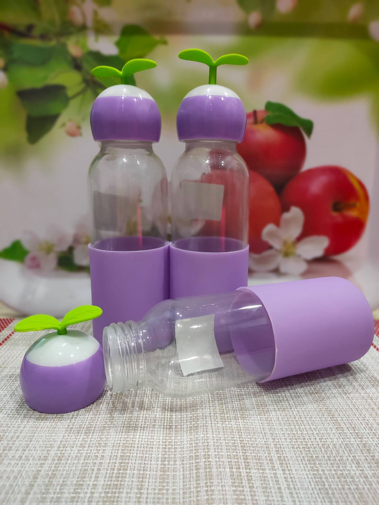 BÌNH THỦY TINH 300ML NẮP TÁO