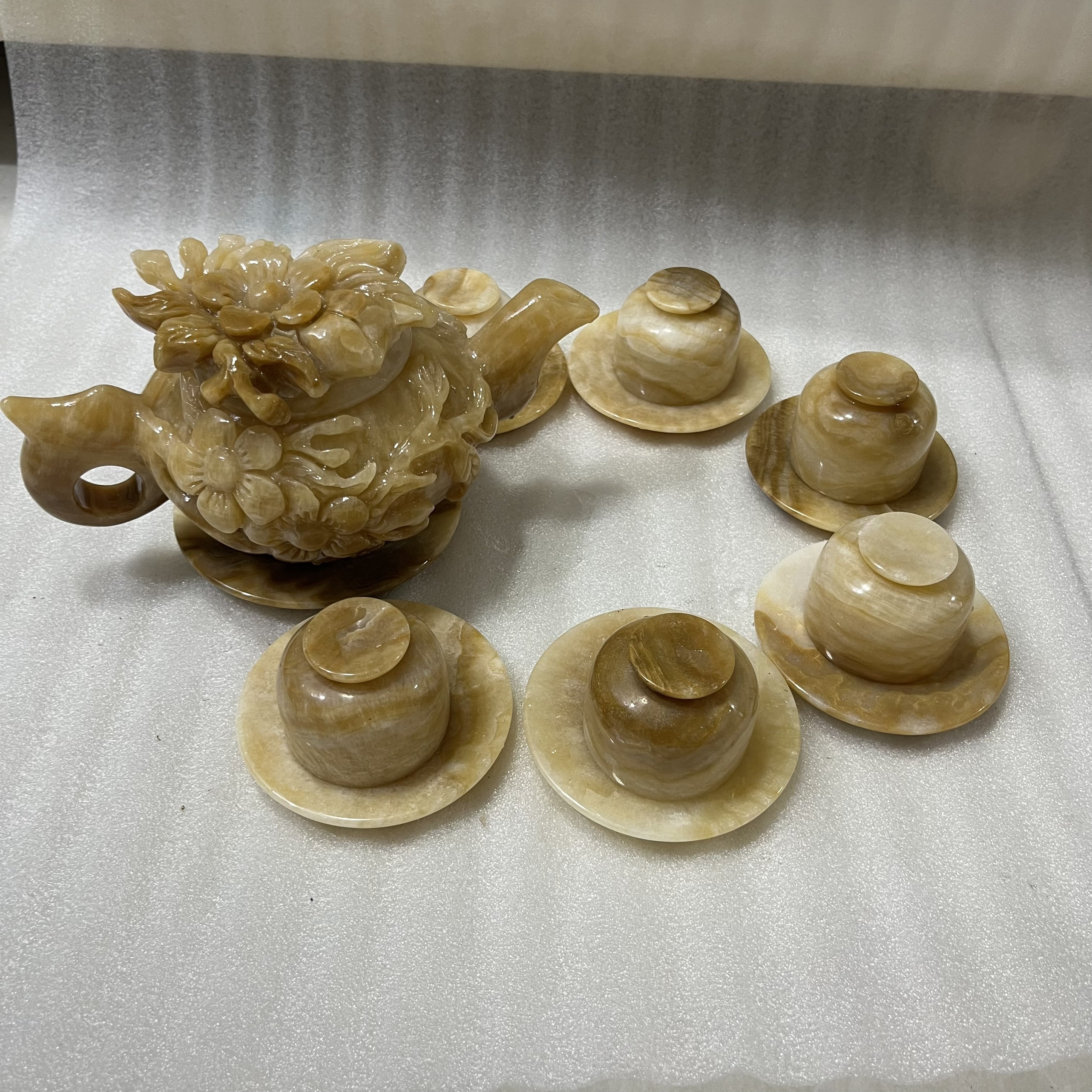 [HCM]Bộ ấm chén uống trà bằng đá ngọc serpentine tự nhiên Việt Nam (bộ 1 ấm & 6 chén uống nước)