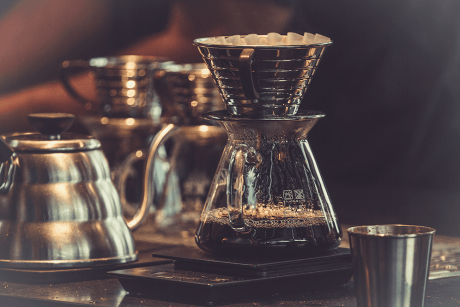 [HCM]ẤM RÓT NƯỚC HARIO V60 BUONO VKB-100HSV (1000 ML)