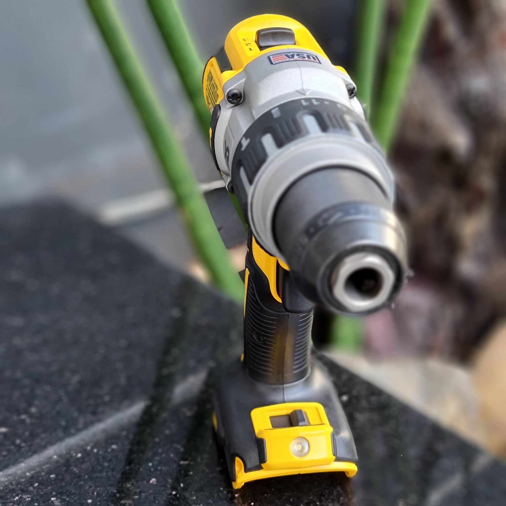 Thân máy khoan dùng pin DeWALT 18V DCD996N-KR
