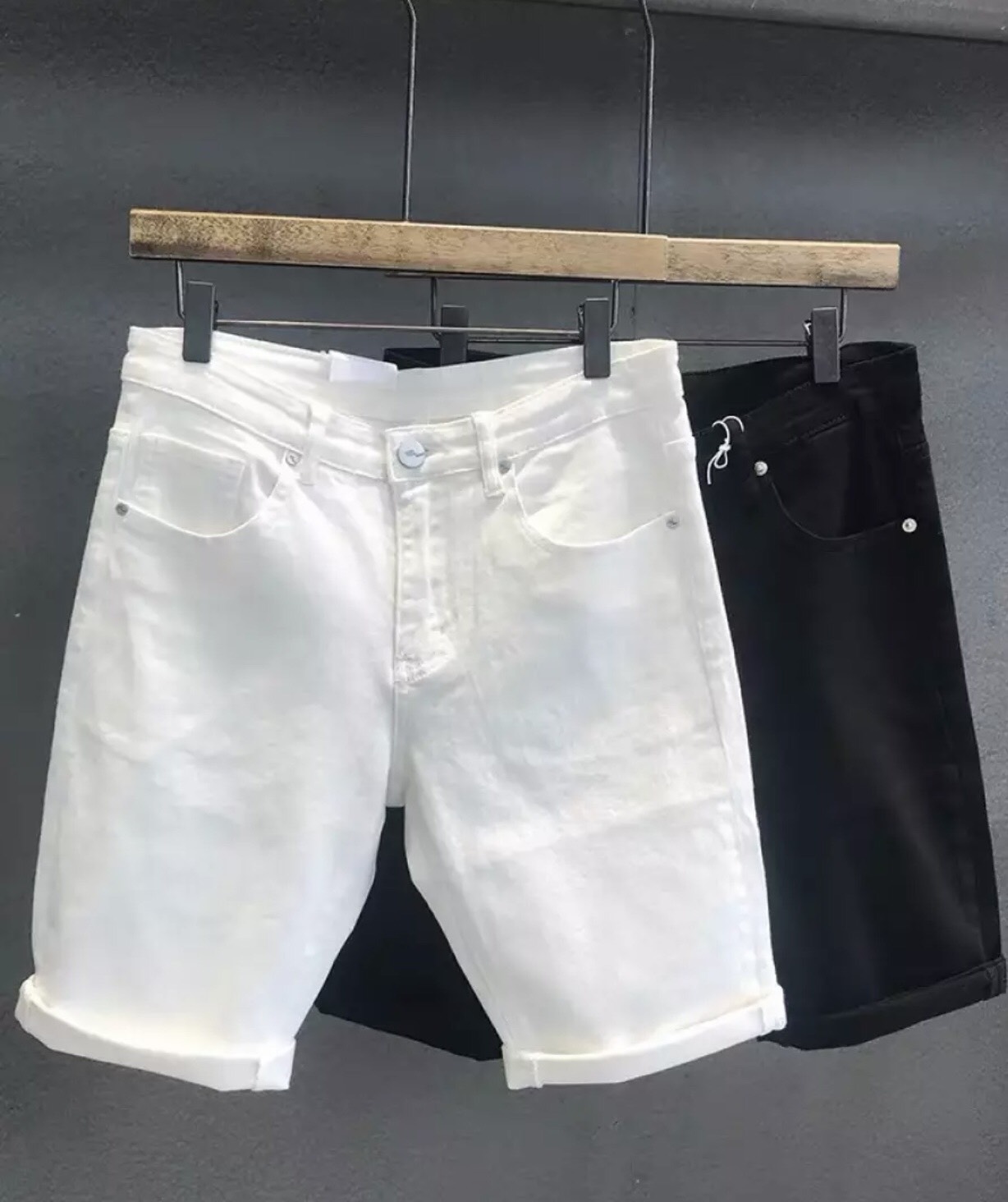 Quần short jean nam phối hai màu trắng đen trơn  chất bò vải dày co dãn mẫu mới nhất cao cấp