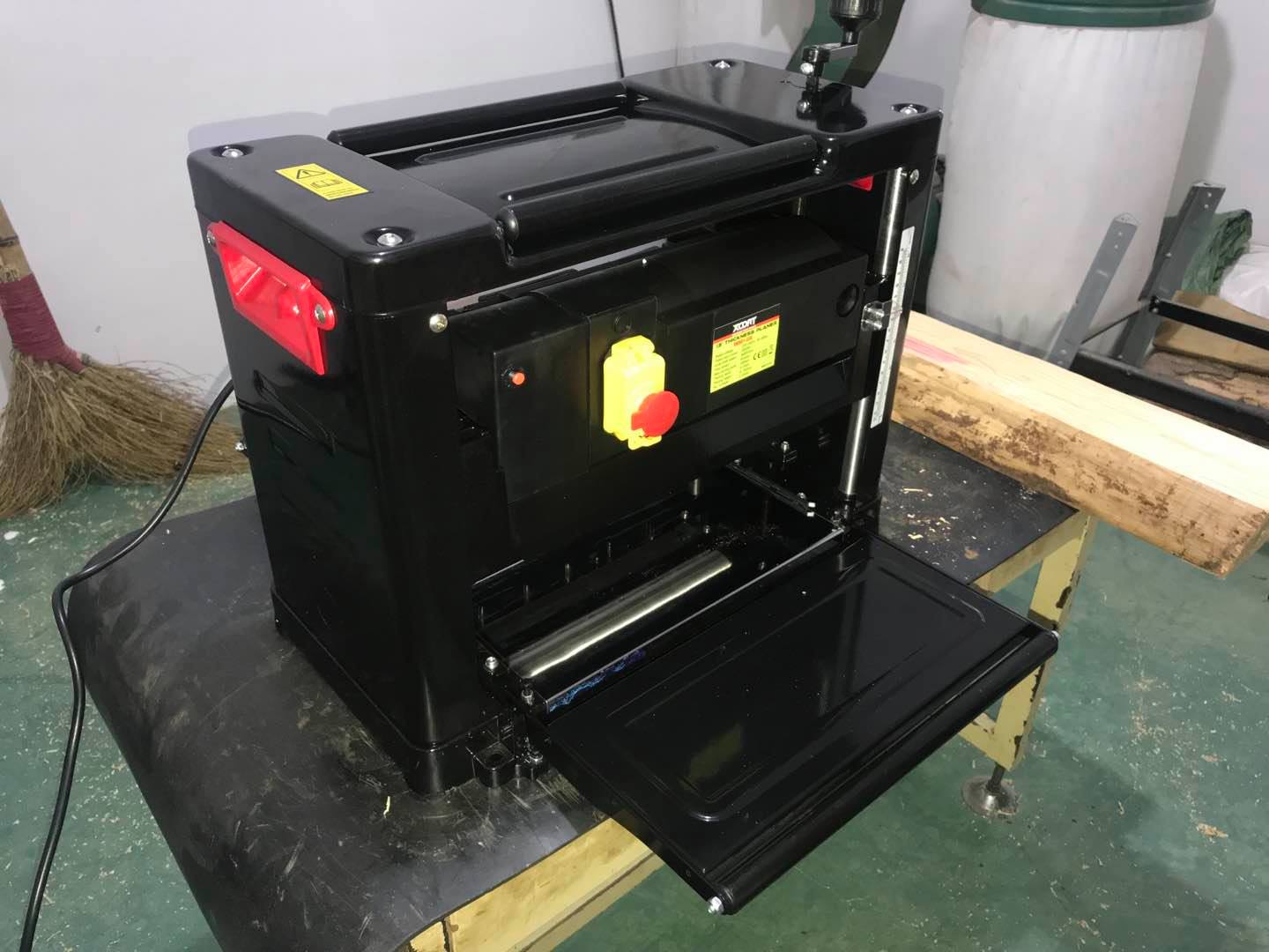 MÁY BÀO GỖ -MÁY BÀO CUỐN 2000W XCORT[CHÍNH HÃNG]