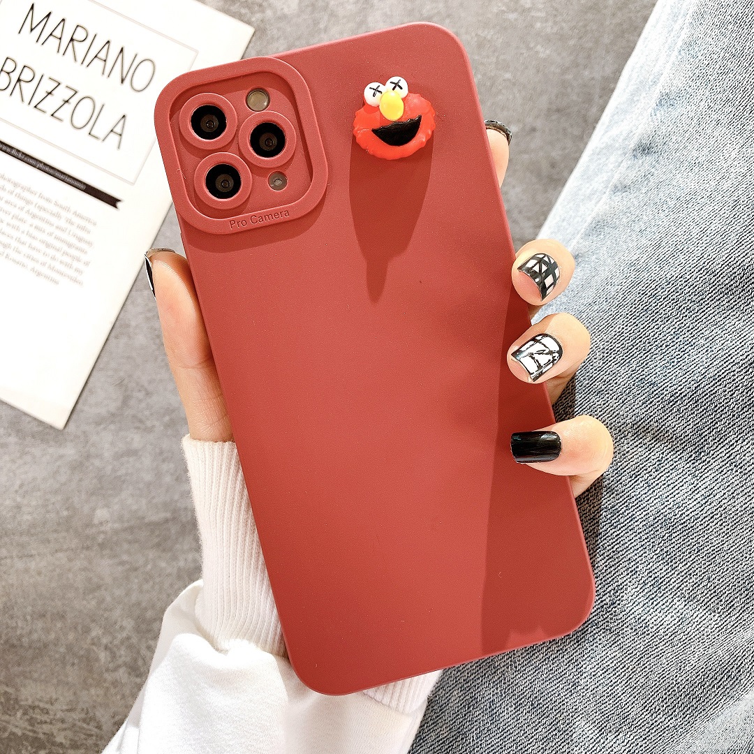 Ốp Lưng Basic Camera Nổi - Mẫu Mặt Kaws Nổi