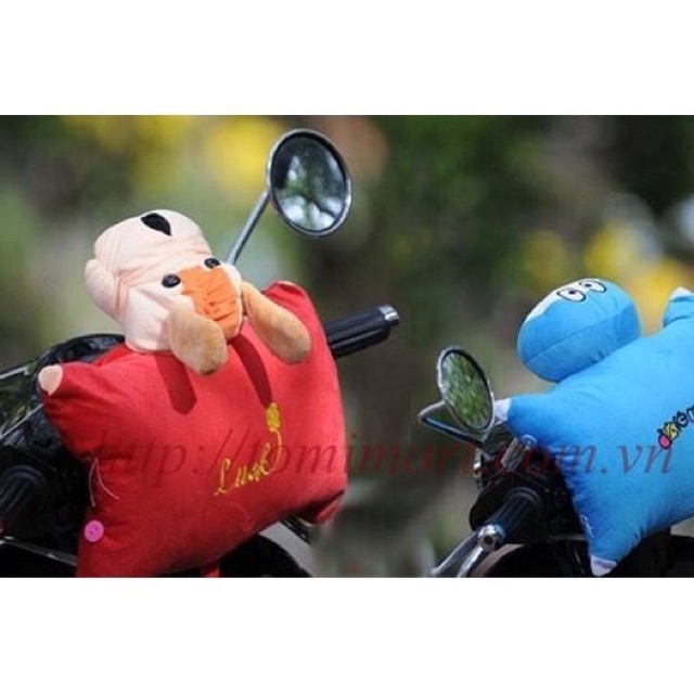 Gối đi xe máy cho bé