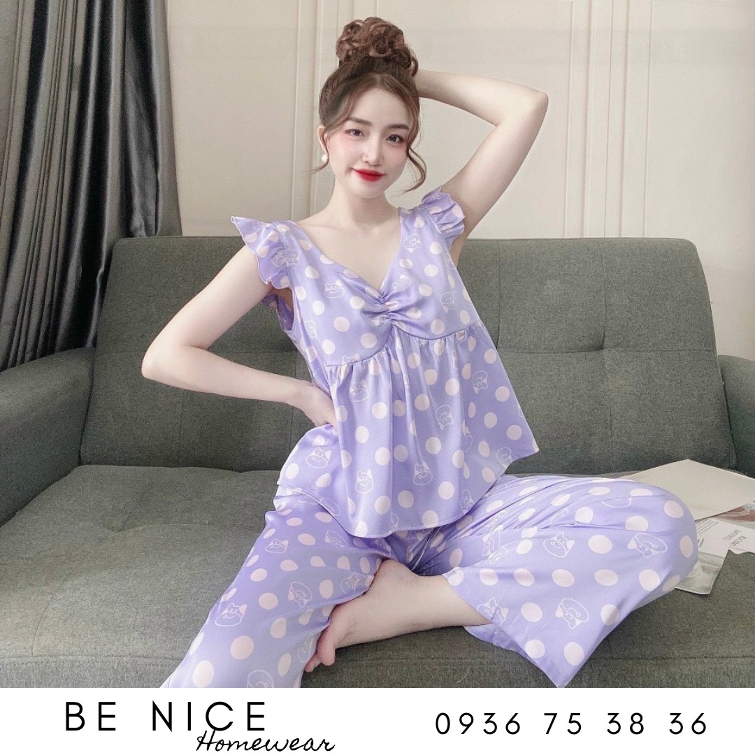 Set lụa dài mặc nhà cổ V tay bèo nhún ngực