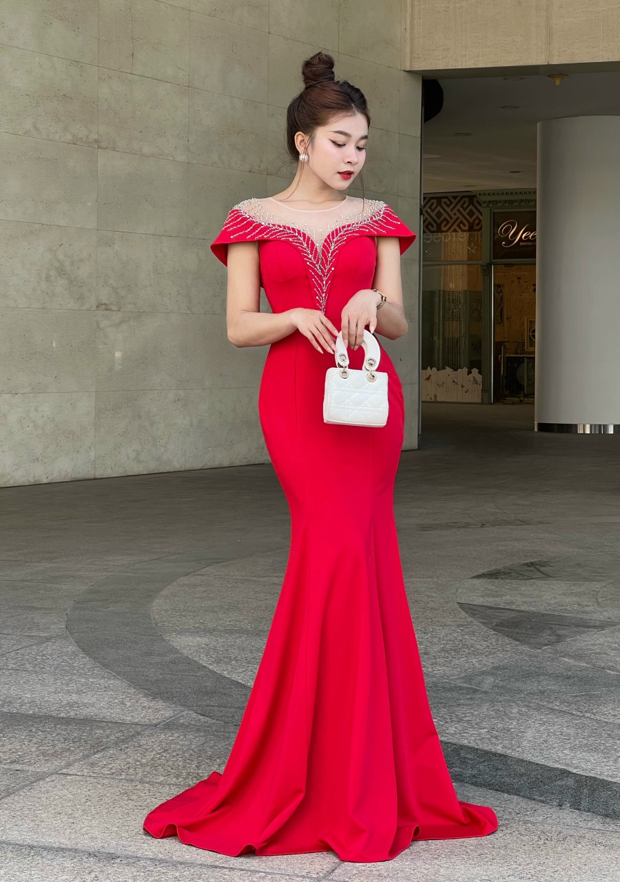 Đầm dạ hội đuôi cá tay choàng phối lưới - YB221237