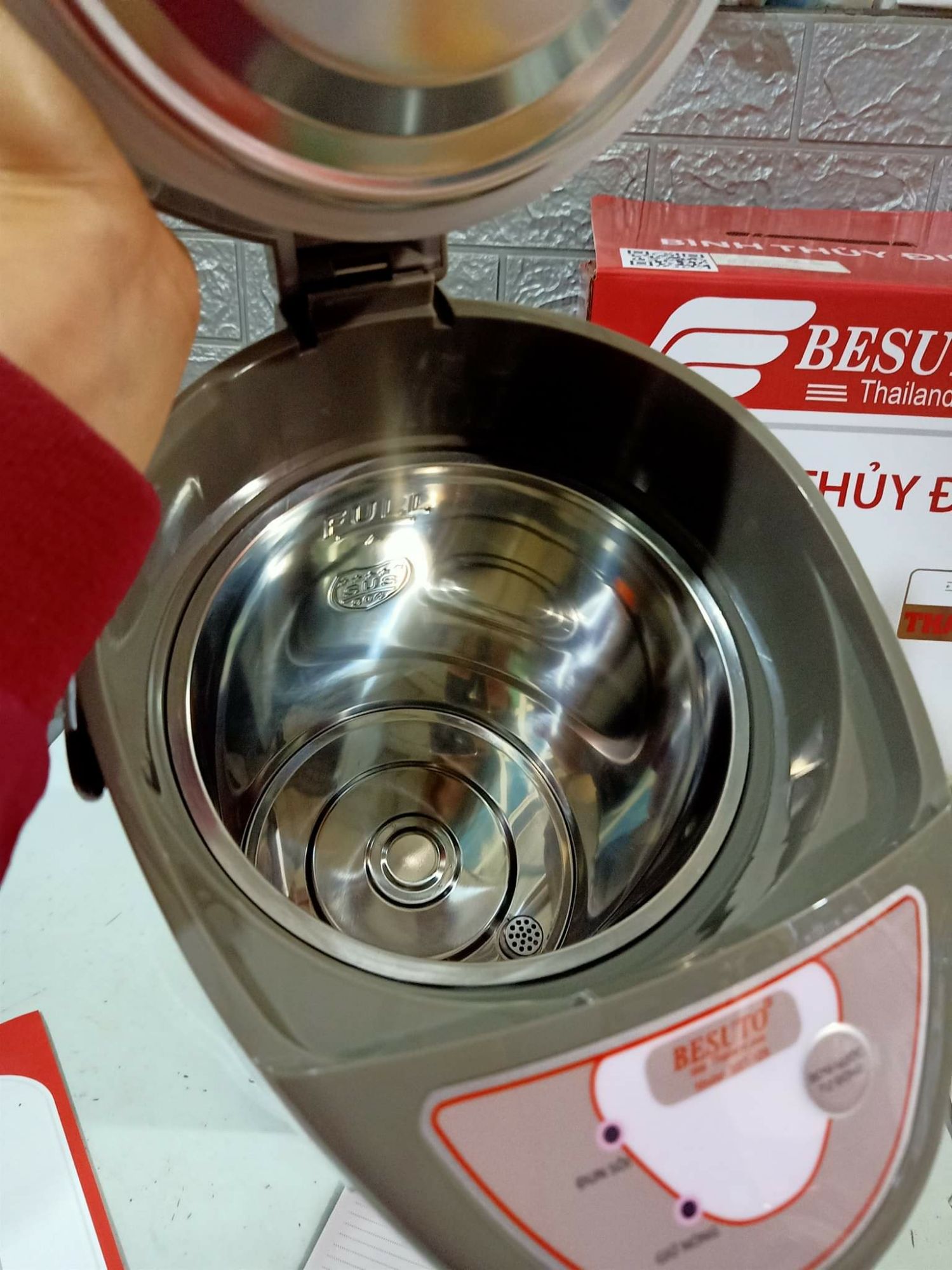 BÌNH THỦY ĐIỆN BESUTO 4,8LÍT