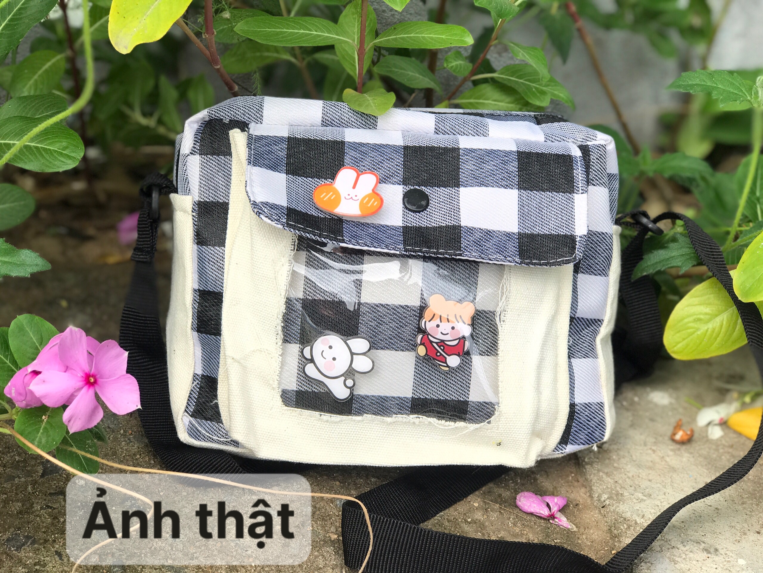 TÚI ĐEO CHÉO CARO VẢI KAKI (không tặng kèm sticker)