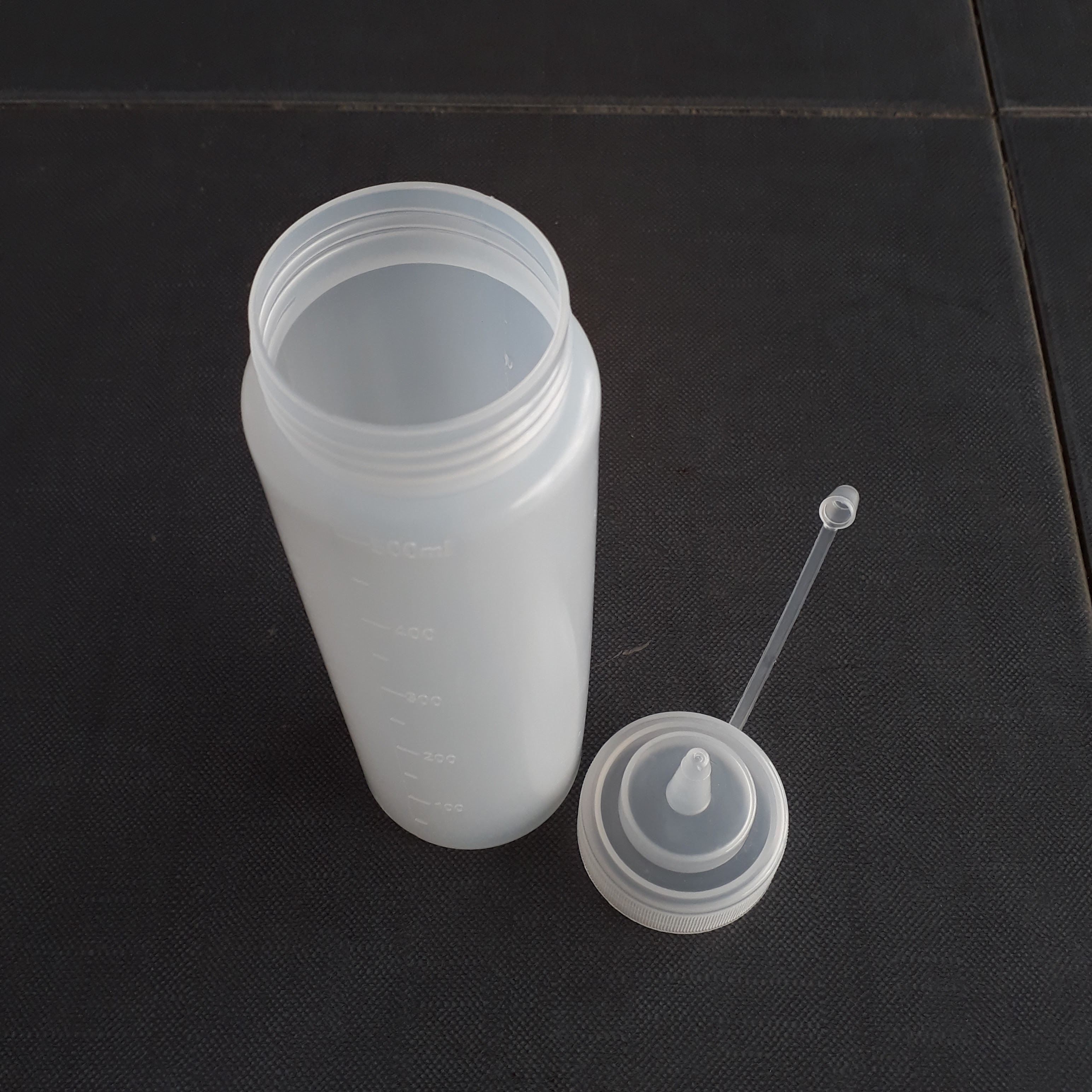 [HCM]BÌNH NHỰA ĐỰNG NƯỚC SỐT 500ML